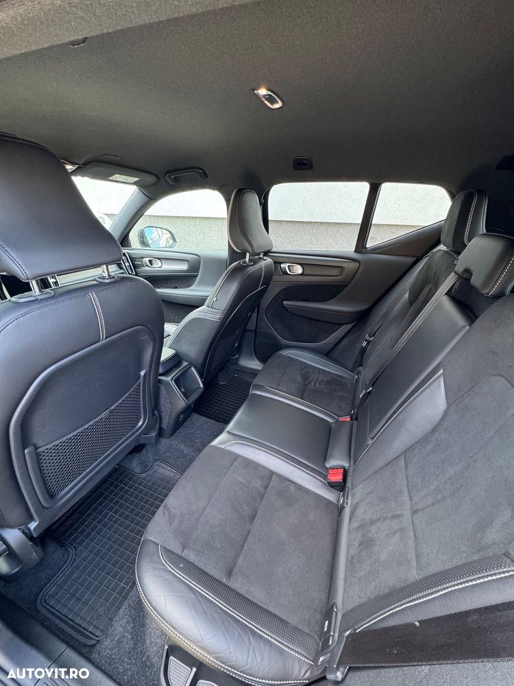Volvo XC 40 D4 AWD R-Design - 7