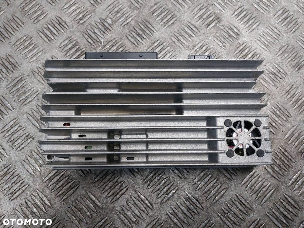 WZMACNIACZ AUDIO AUDI Q5 8R 8T0035223H - 1