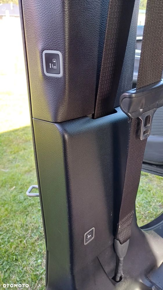 Chrysler Pacifica - 14