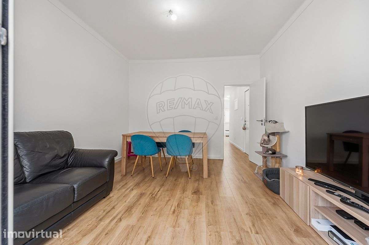 Apartamento T1 para venda - Grande imagem: 2/13