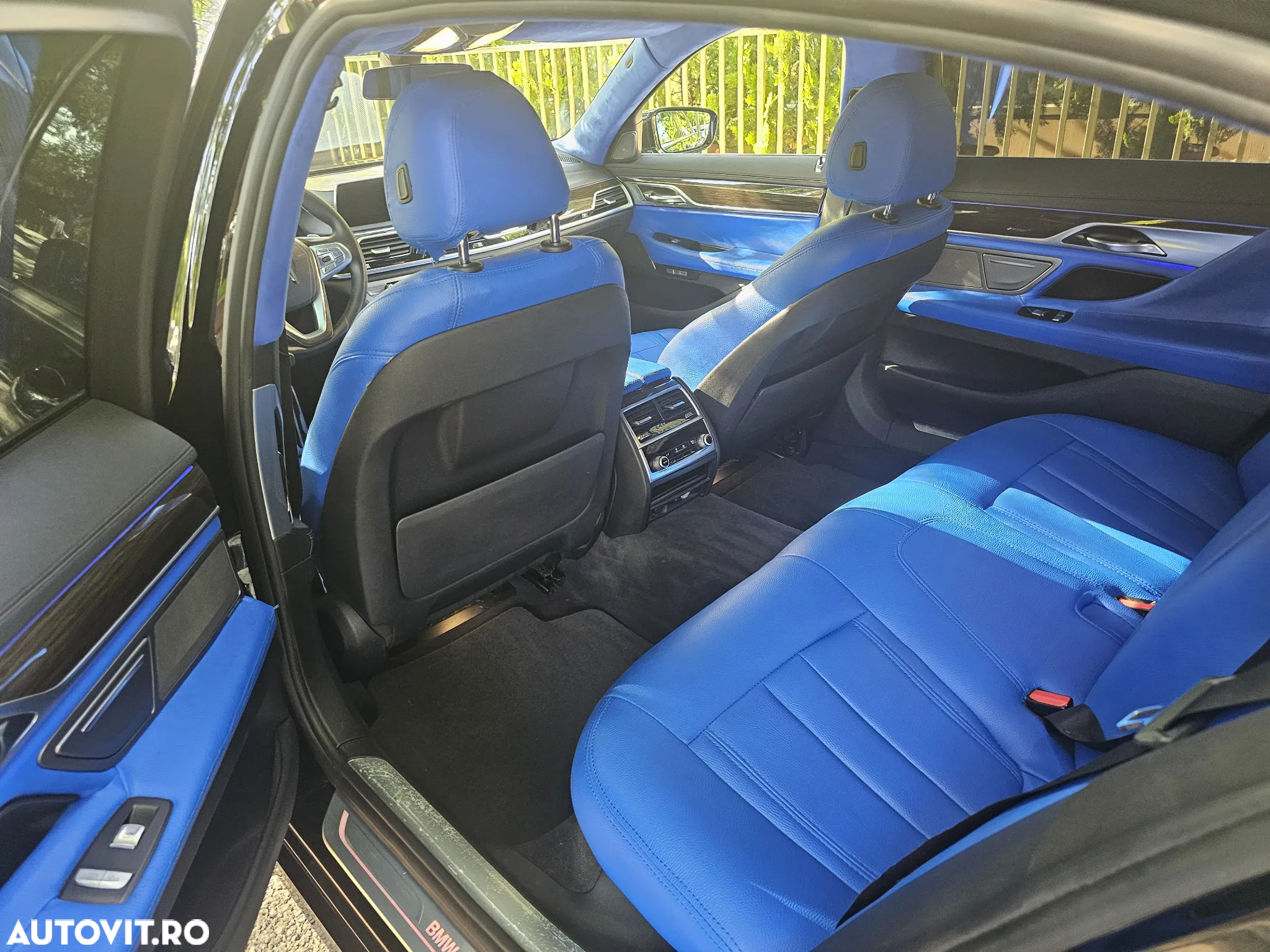 BMW Seria 7 740Li - 10