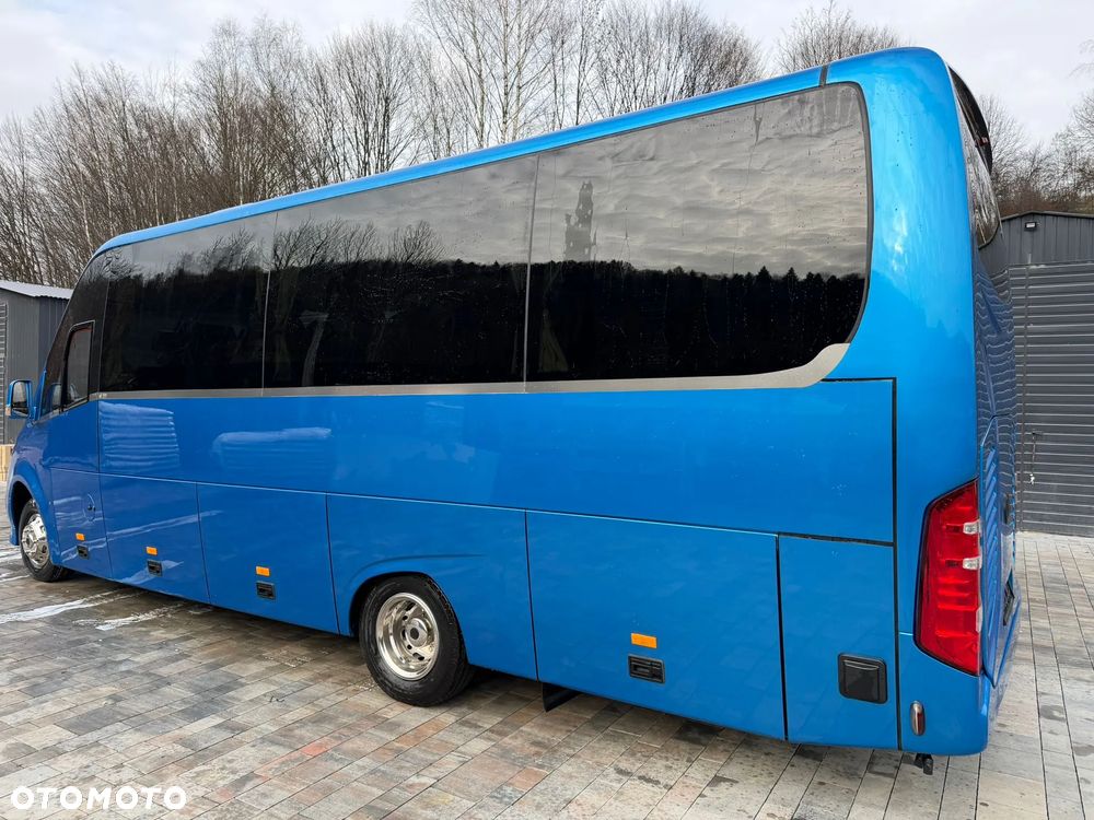 Mercedes-Benz Sprinter 519 - 4