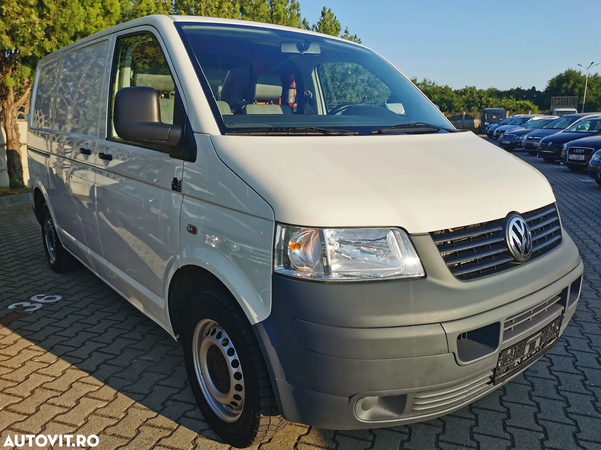 Volkswagen Transporter T5 2.5TDI - 4