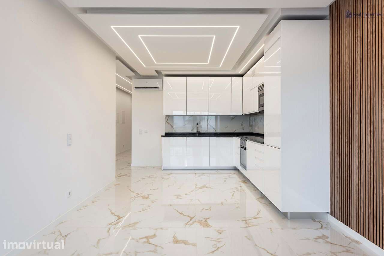 Apartamento T2+1 Renovado na Primeira Linha da Praia de Quarteira – Vi - Grande imagem: 4/24