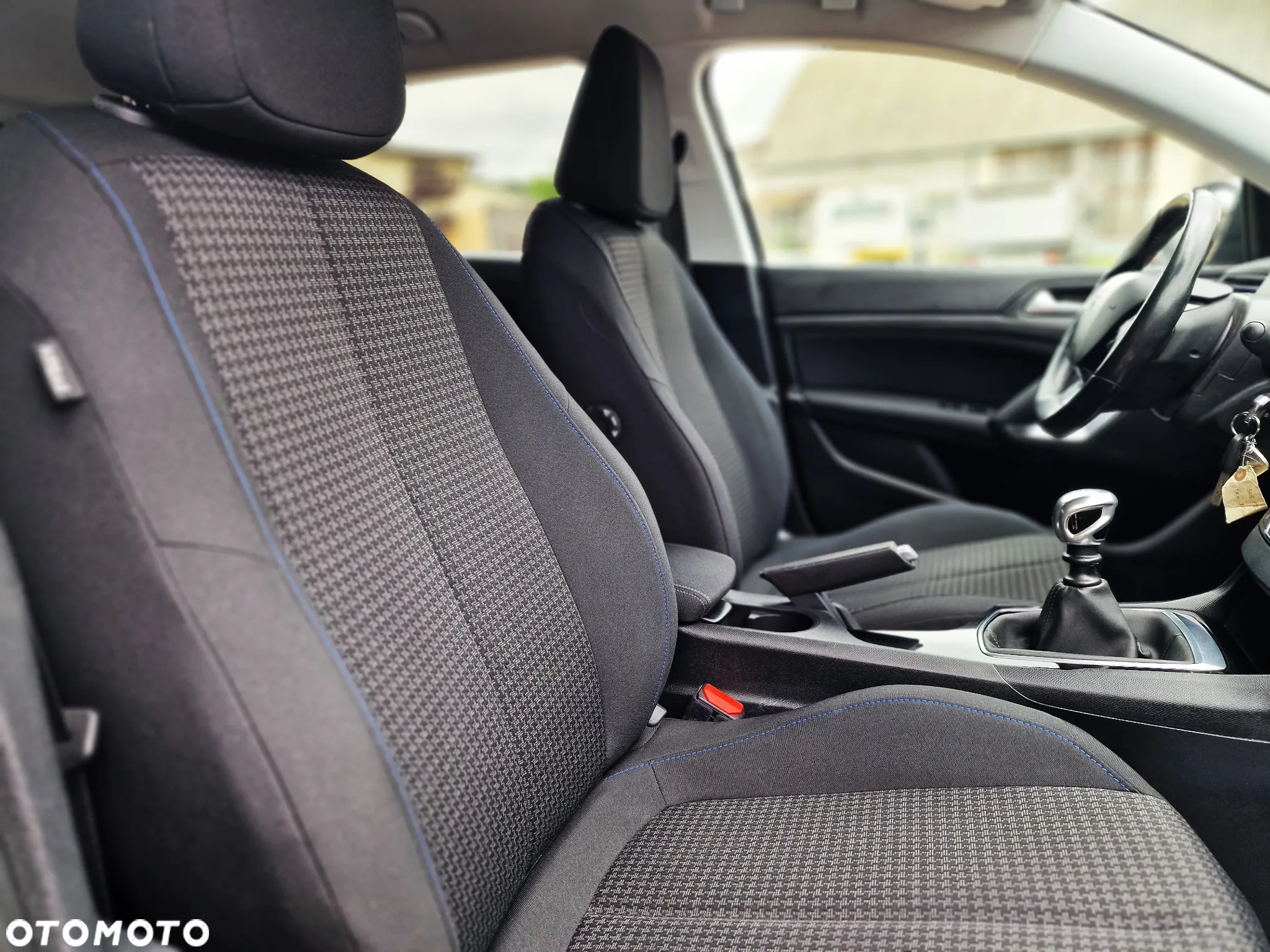 Peugeot 308 1.2 PureTech Allure S&S - 28