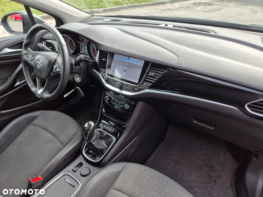 Opel Astra 1.4 Turbo Innovation - 21