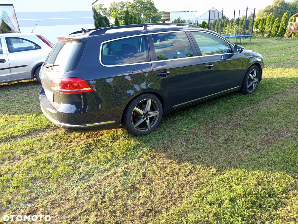 Volkswagen Passat 2.0 TDI DPF DSG 4Motion Comfortline - 4