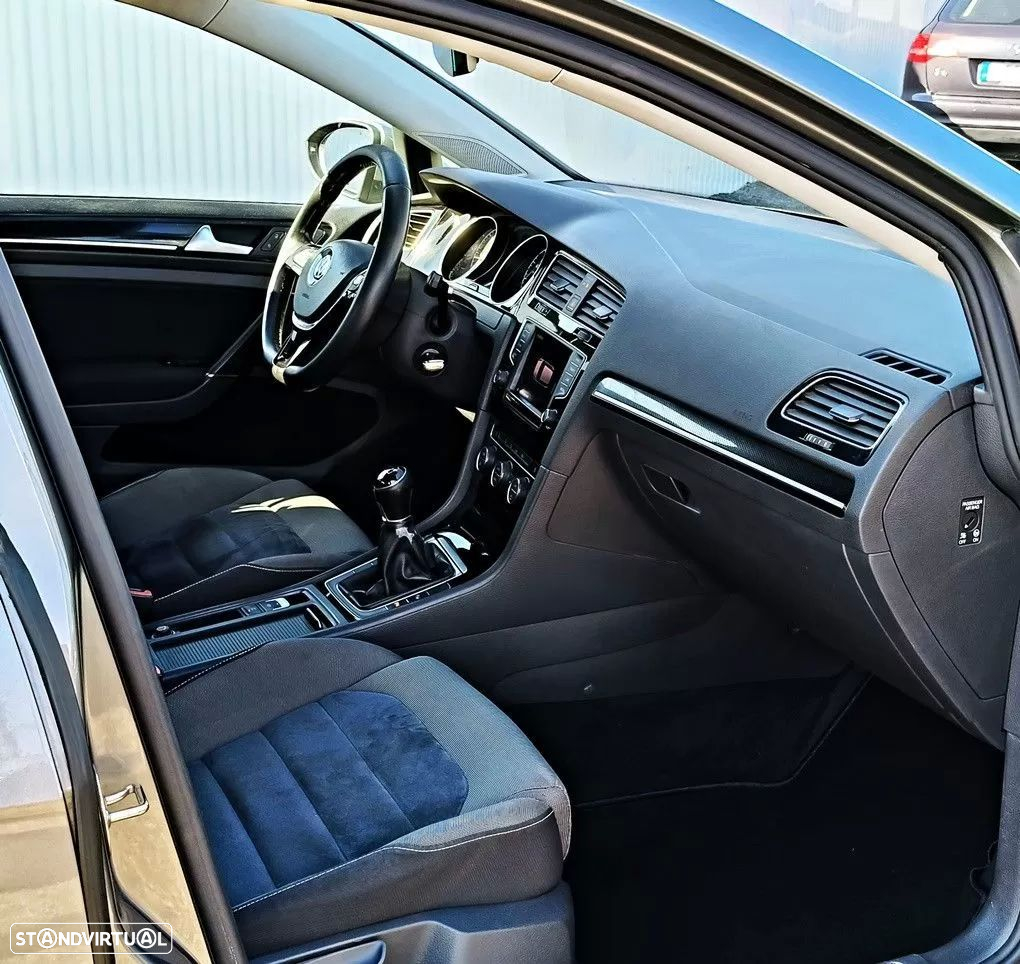 VW Golf 1.6 TDi Highline - 2