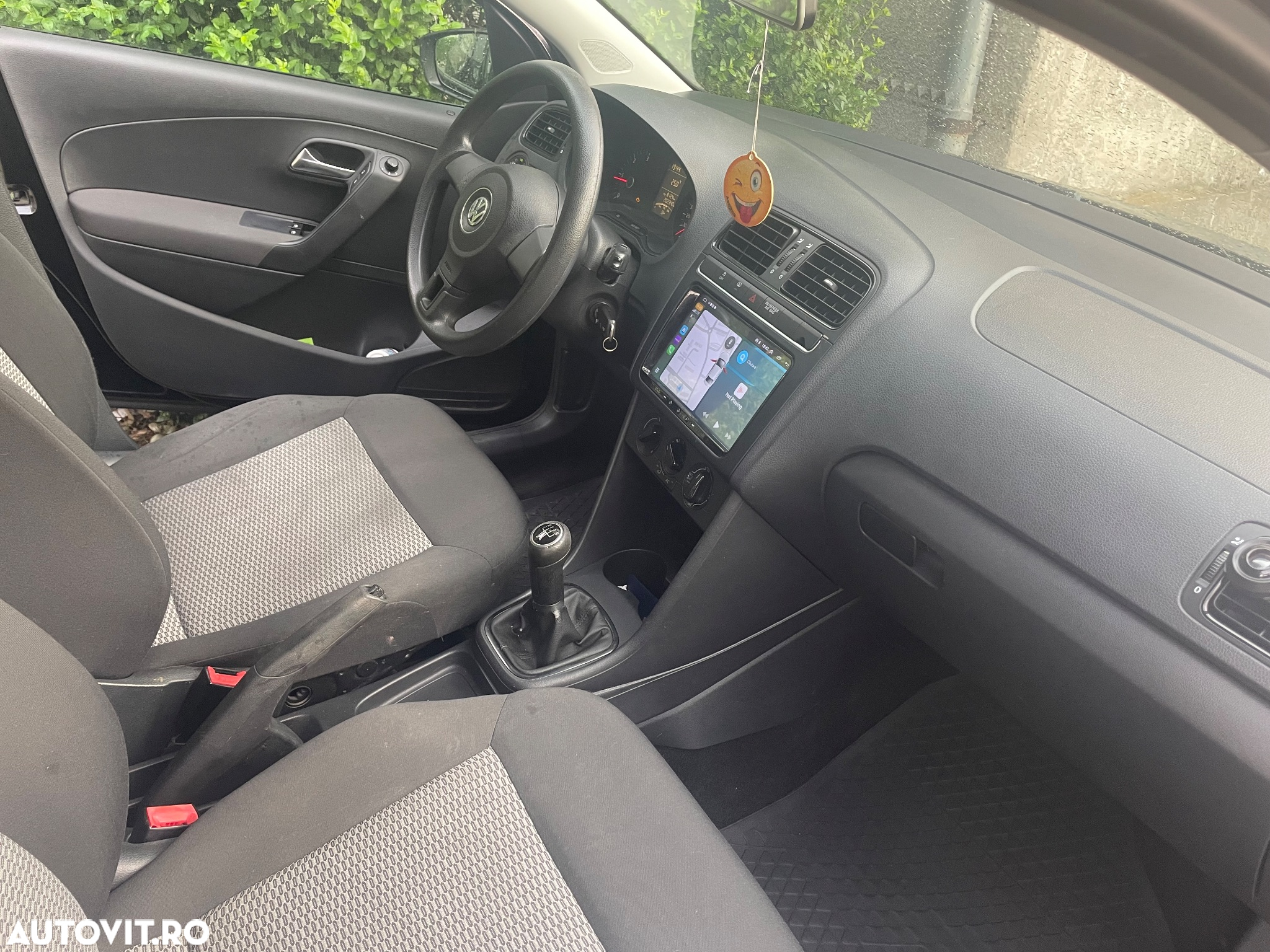 Volkswagen Polo - 8