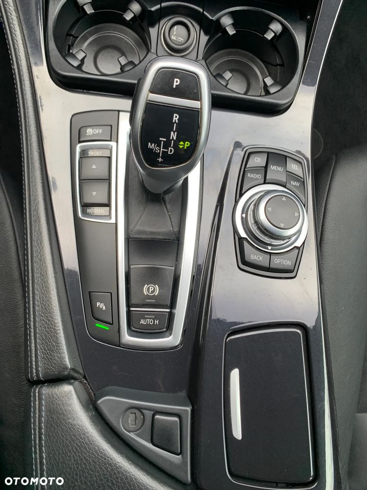 BMW Seria 5 525d - 18