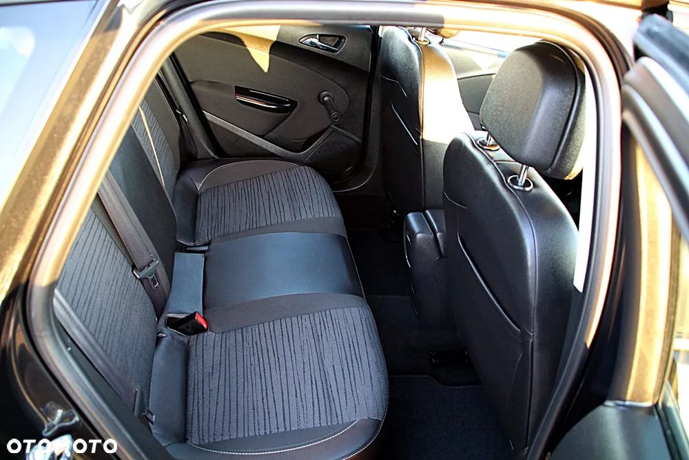 Opel Astra 1.4 Turbo Active - 21