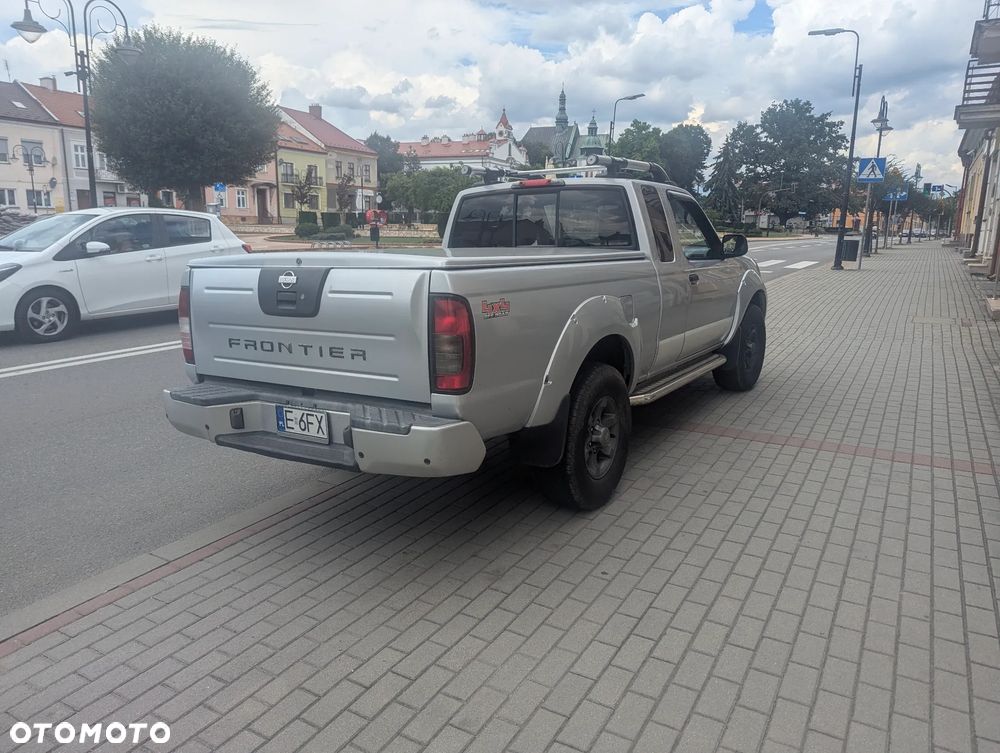 Nissan Frontier - 10