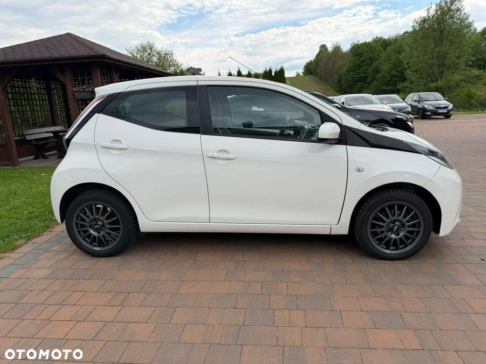Toyota Aygo - 15