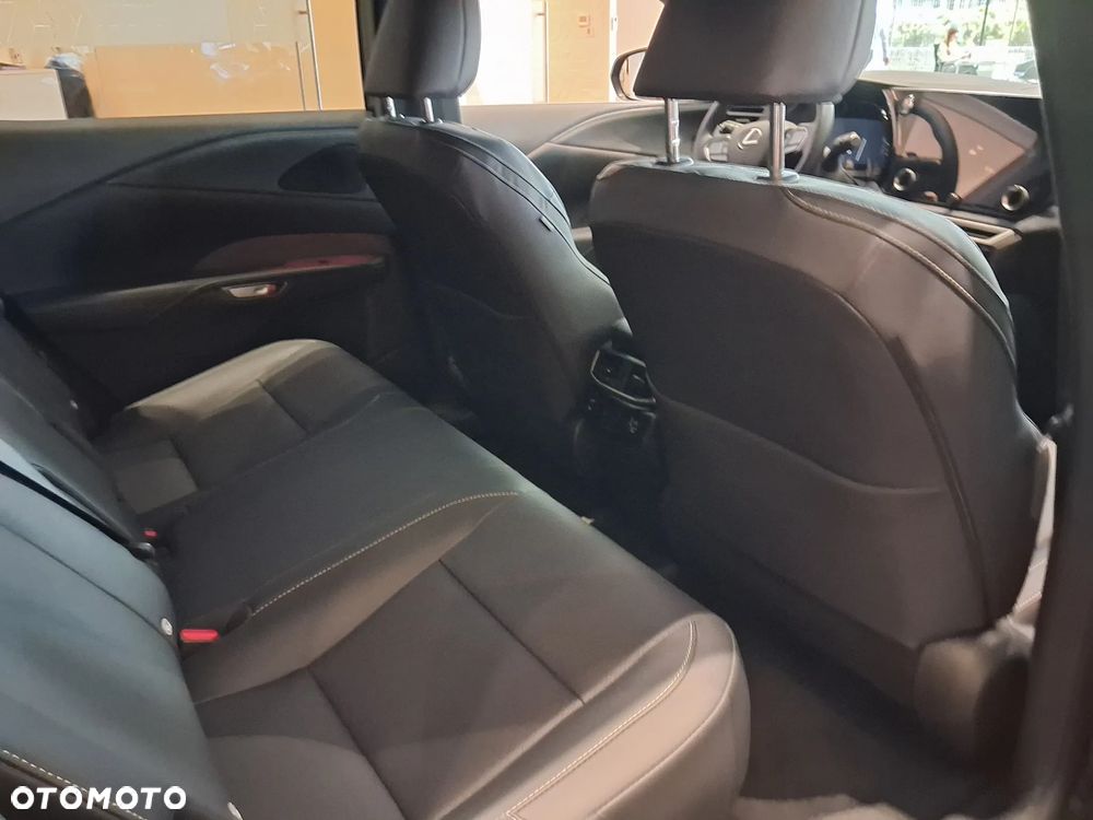Lexus RX 450h+ Prestige - 15