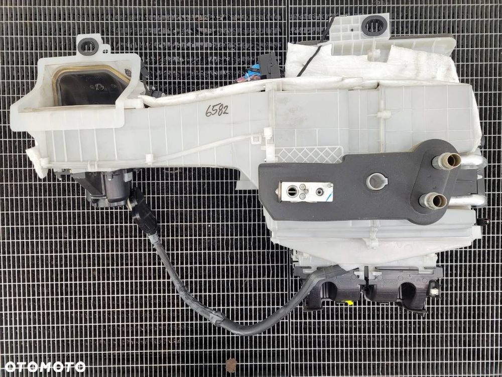 NAGRZEWNICA DMUCHAWA NAWIEWU PEUGEOT 5008 II 2019 - 4