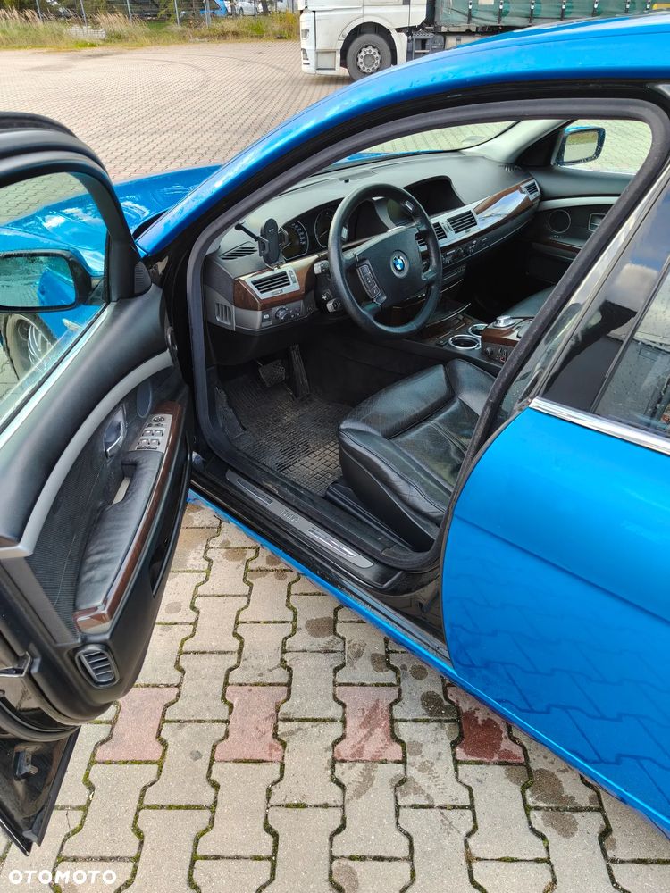 BMW Seria 7 745i - 7