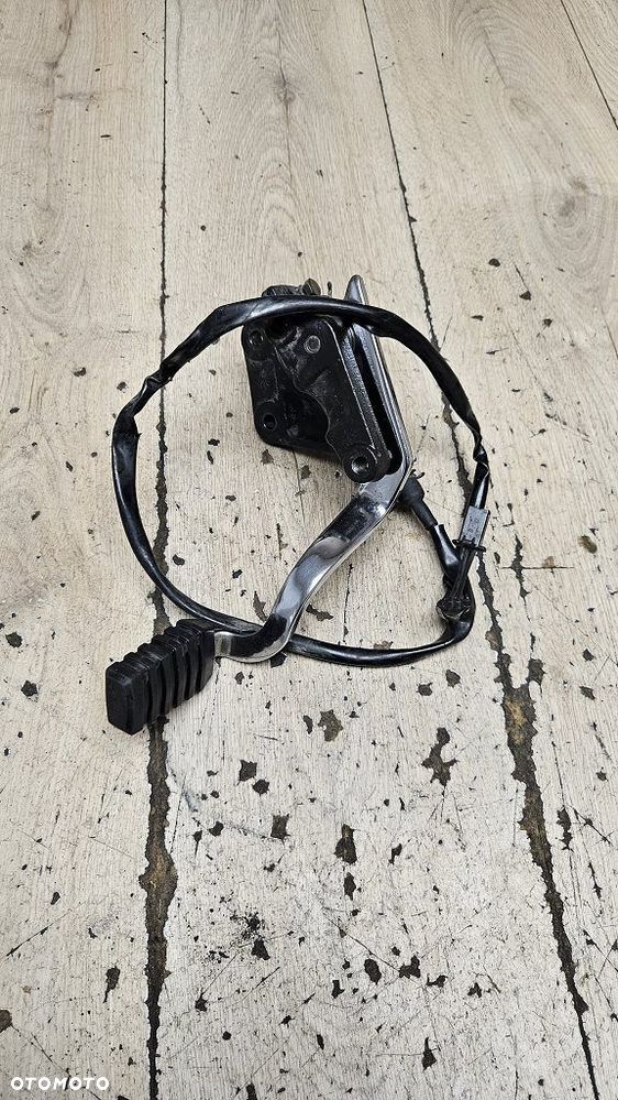 Honda vt750 c2 rc44   Zacisk hamulcowy przód Honda - 2