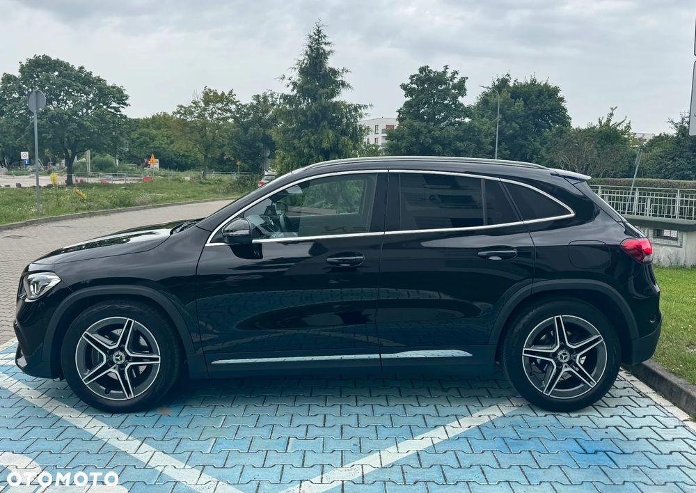Mercedes-Benz GLA 200 AMG Line - 4