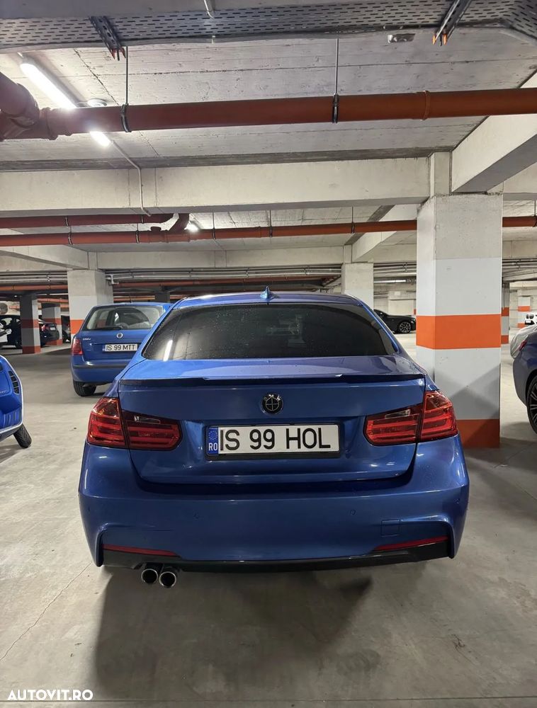 BMW Seria 3 330d xDrive AT - 2