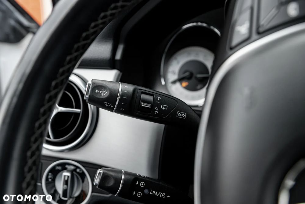 Mercedes-Benz GLK 220 CDI DPF 4Matic BlueEFFICIENCY 7G-TRONIC SPORT EDITION - 33
