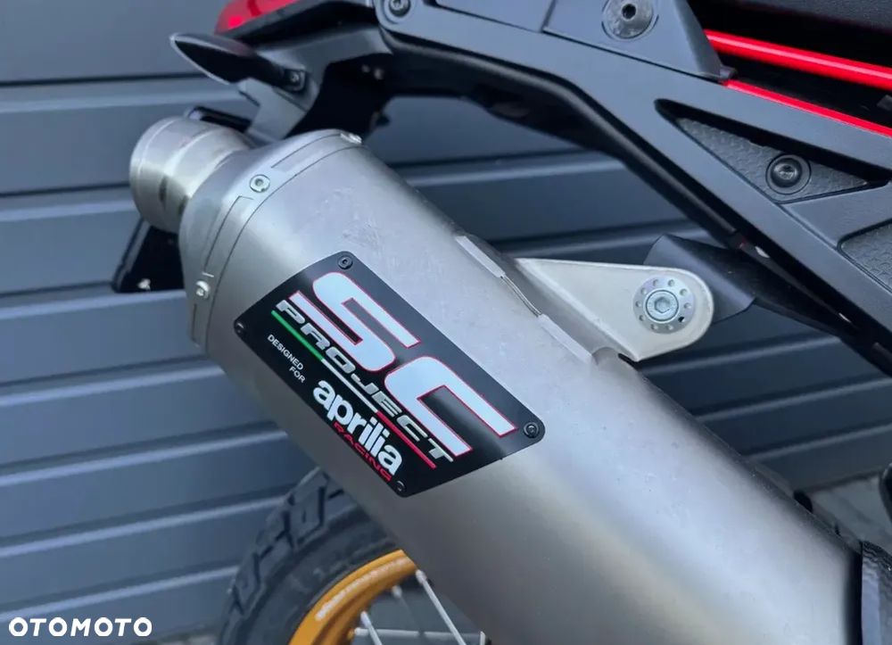 Aprilia Tuono - 8