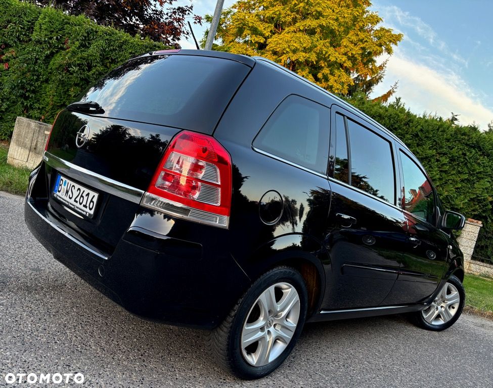 Opel Zafira - 4