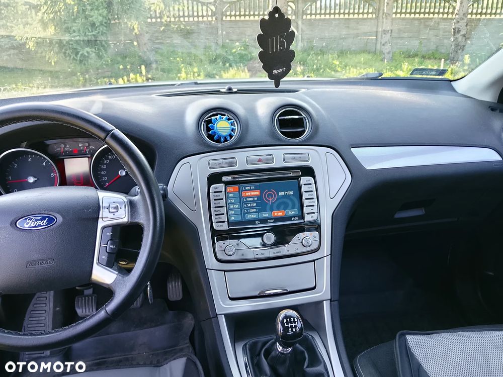Ford Mondeo - 9