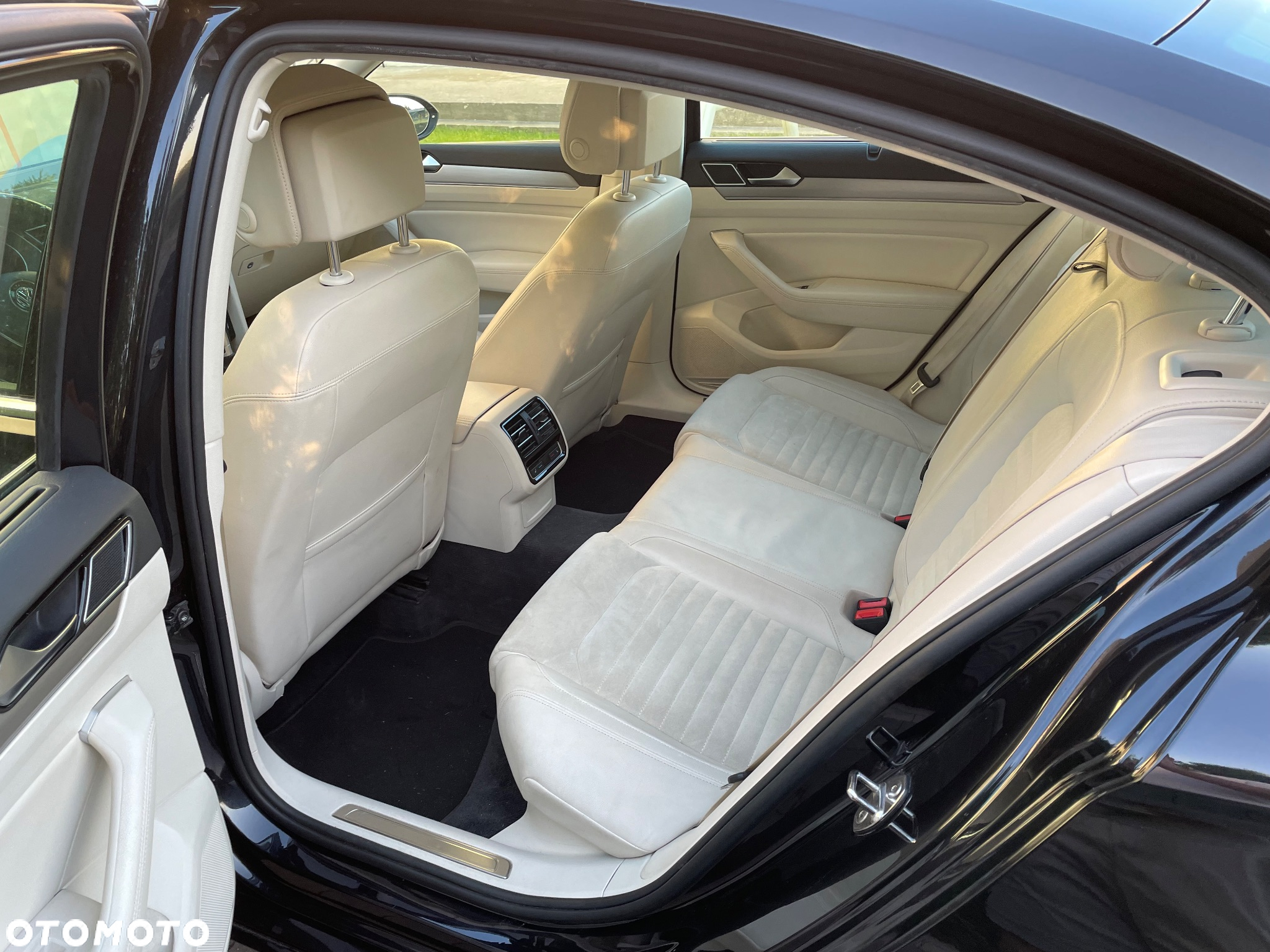 Volkswagen Passat 2.0 TSI BMT Highline DSG - 12