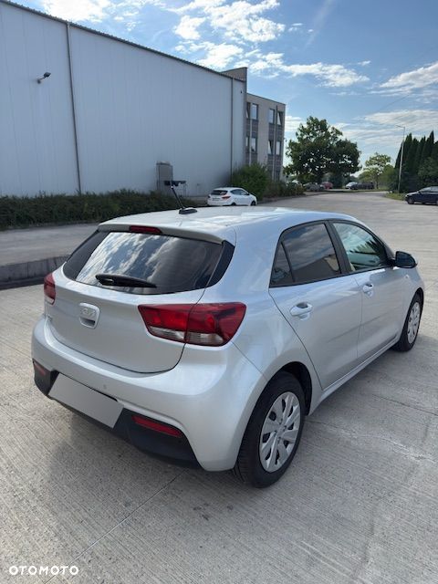 Kia Rio 2022 photo 4