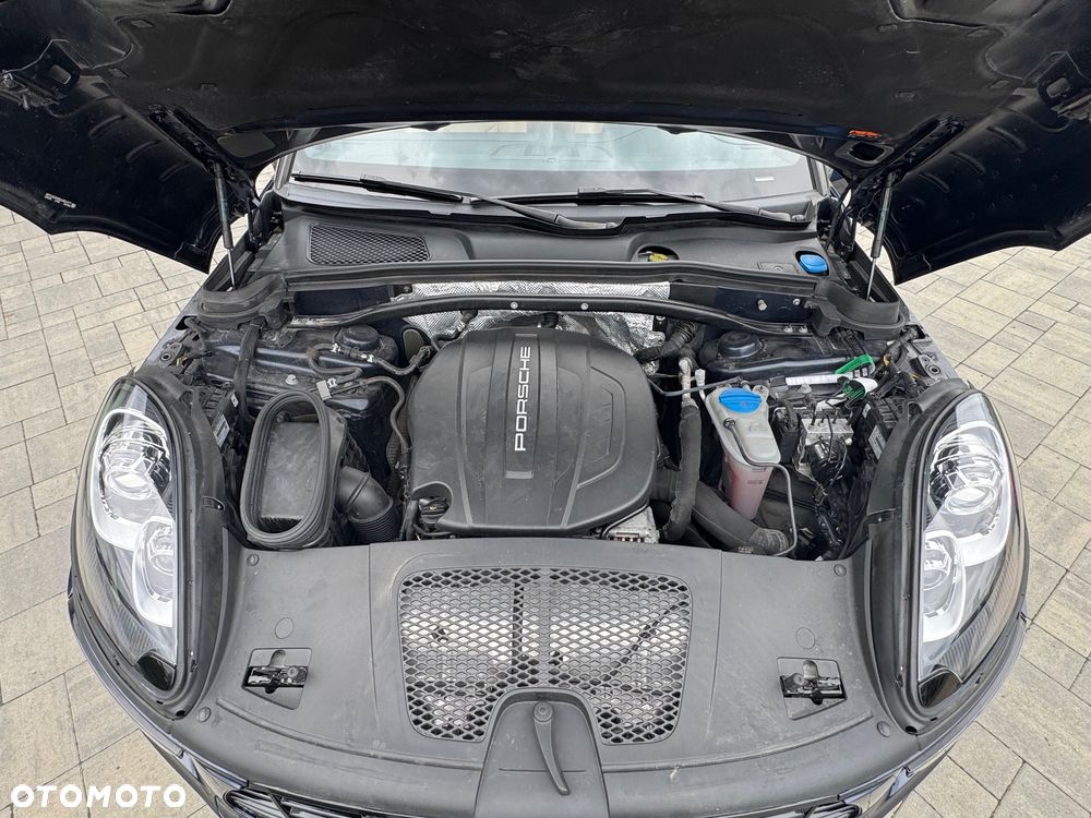 Porsche Macan Standard - 16