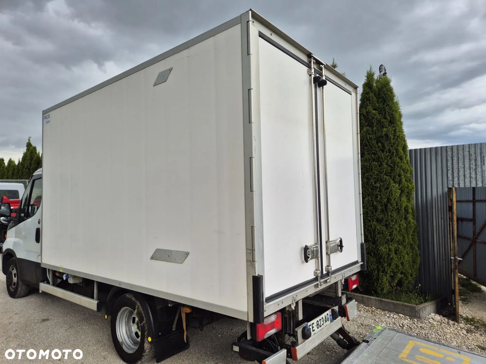 Chłodnia Mroźnia 3.5m Carrier Pulsor 400 zasilanie stacjonarne 230v Iveco 2019 rok, boczne drzwi ,stan idealny! - 4