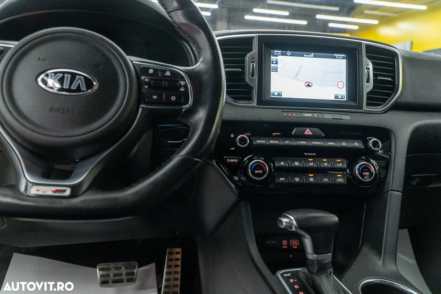 Kia Sportage 2.0 DSL 6AT 4x4 Style - 31