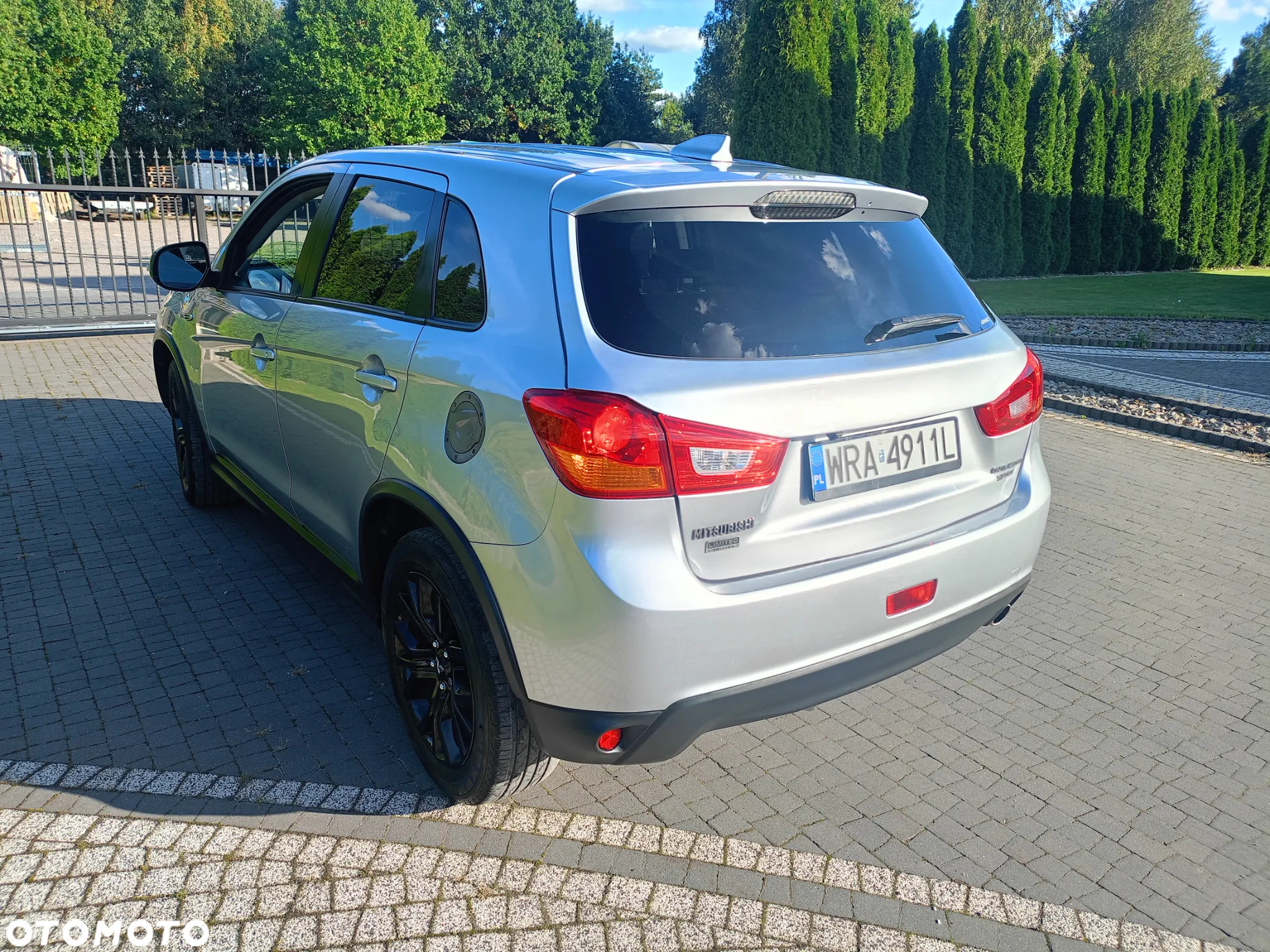 Mitsubishi Outlander - 5