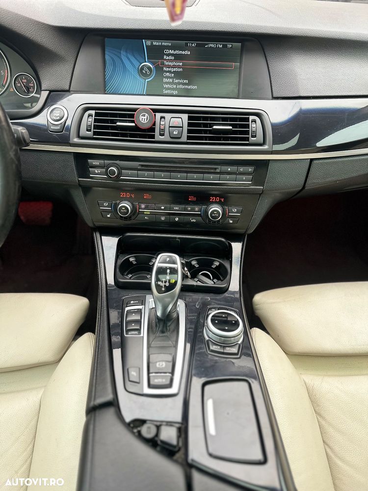 BMW Seria 5 520d - 7