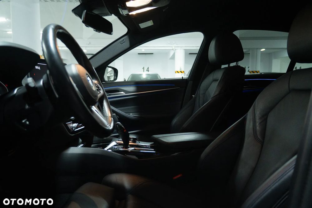 BMW Seria 5 530d xDrive M Sport Edition - 23