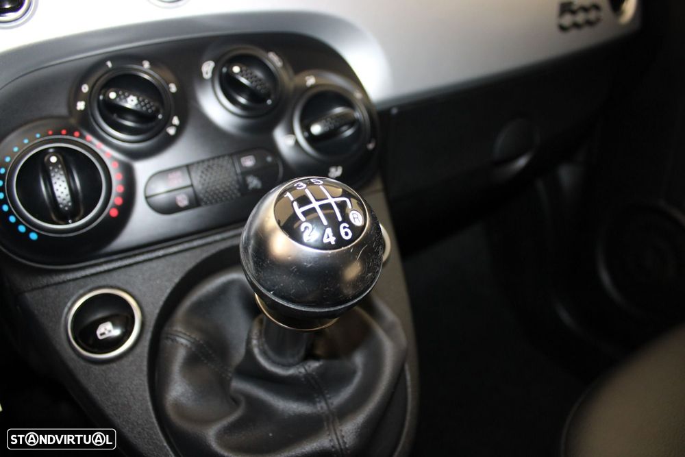 Fiat 500C 1.0 Hybrid Connect - 17