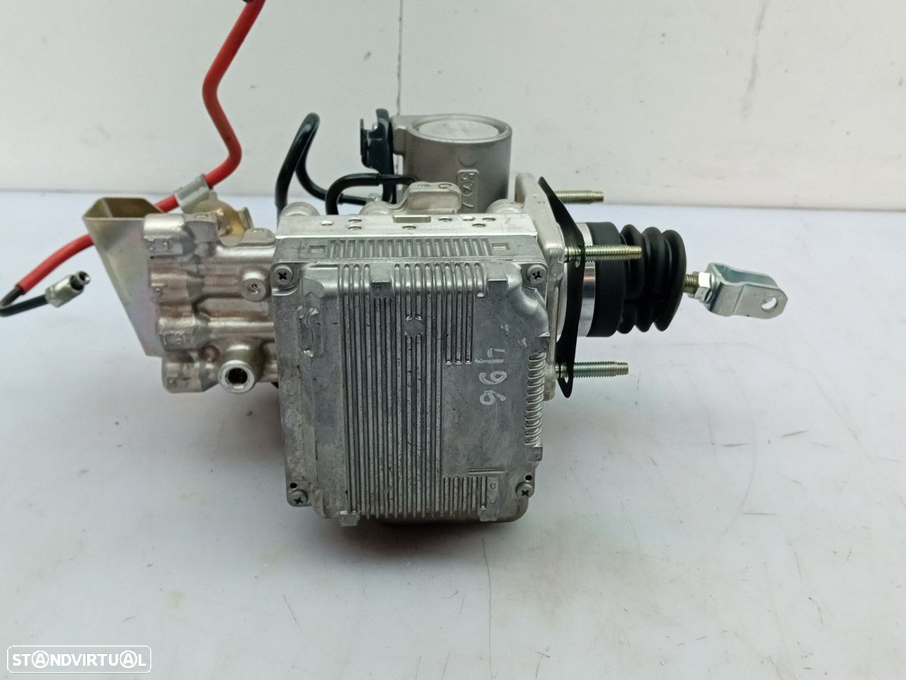 Centralina ABS TOYOTA Yaris (_P13_) - 3