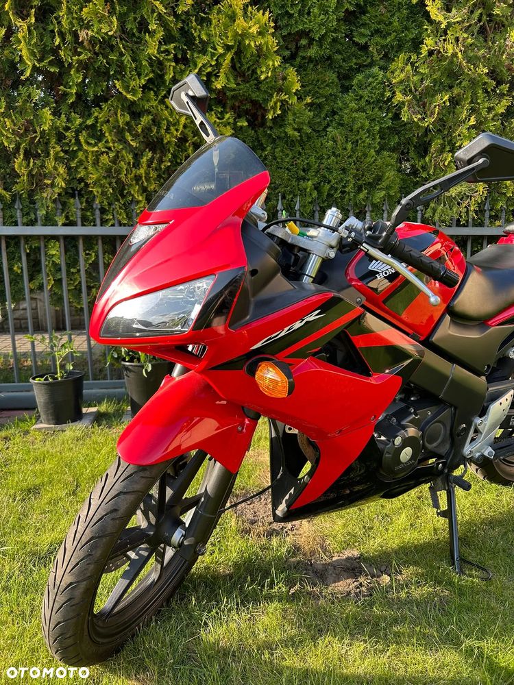 Honda CBR - 6