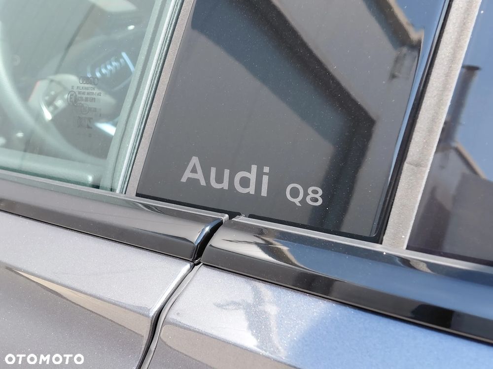 Audi Q8 55 TFSI e PHEV Quattro Tiptronic - 28