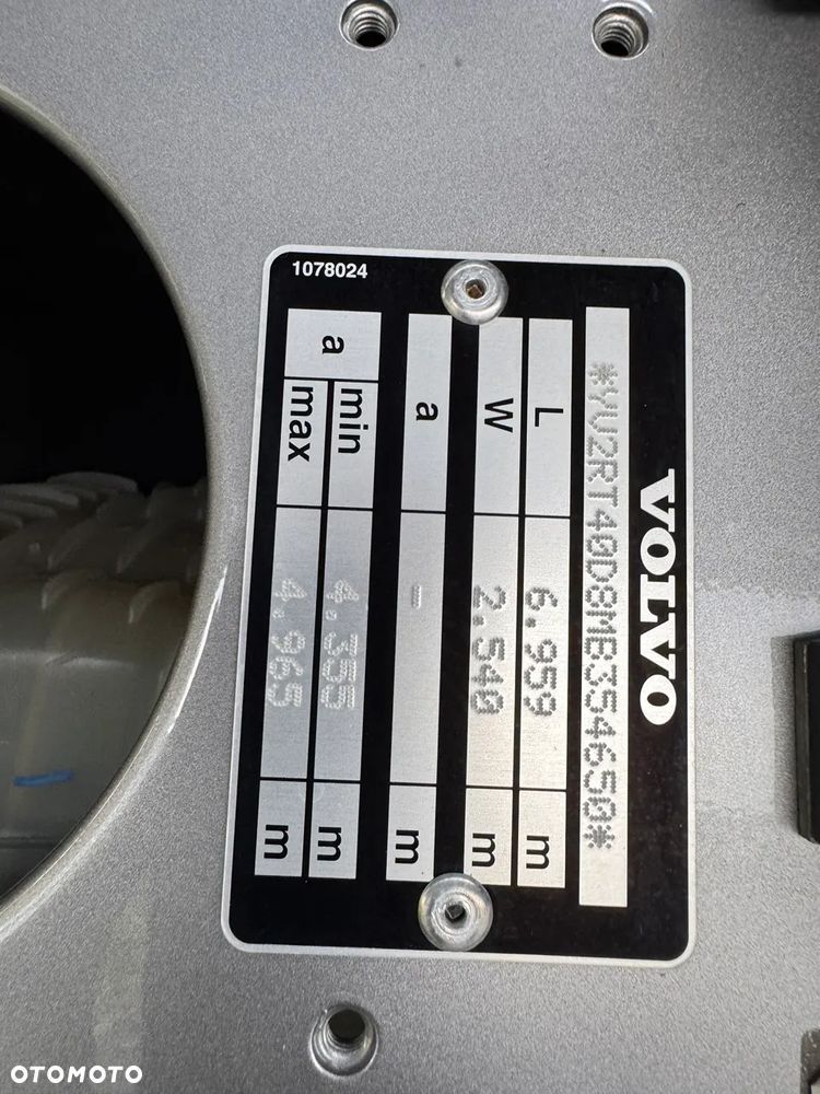 Volvo FH 500 /6X4 /BEZ I-SAVE/PODNOSZONA OŚ/REGULOWANE SIODŁO/CAŁE NA PODUCHACH/ RETARDER / Z NIEMIEC - 39