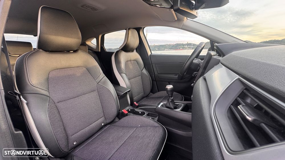 Renault Captur 1.0 TCe Techno Bi-Fuel - 7