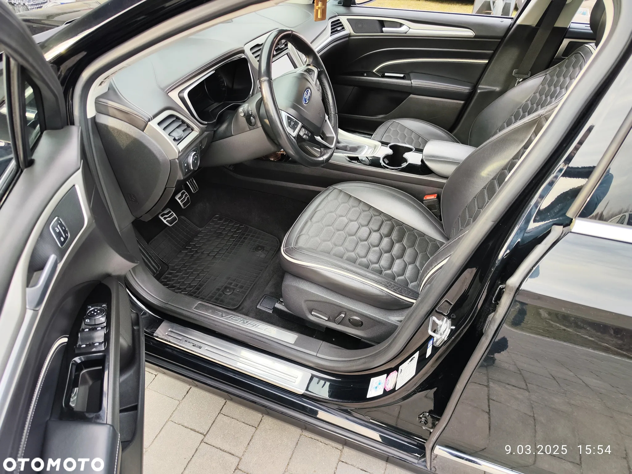 Ford Mondeo Vignale 2.0 TDCi - 33