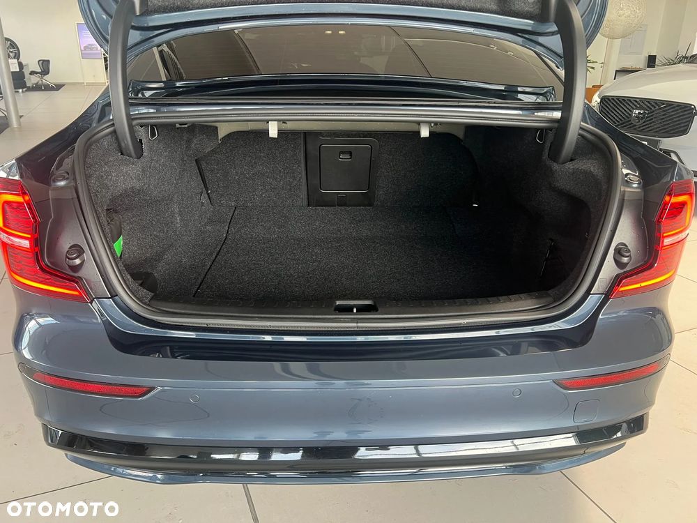 Volvo S60 B5 B AWD Ultimate Dark - 16