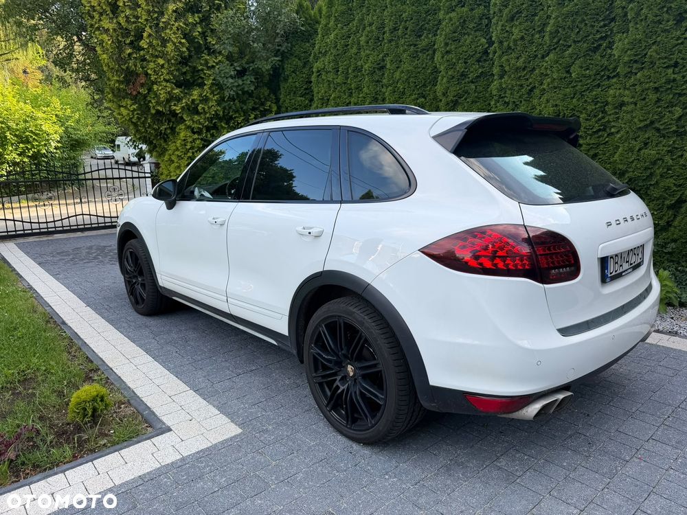 Porsche Cayenne - 24