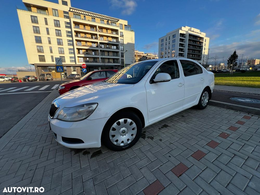 Skoda Octavia 1.6 TDI ELEGANCE - 8