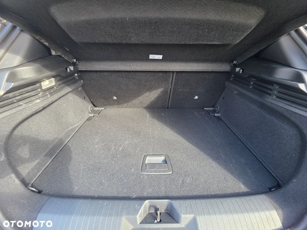Opel Astra 1.2 Turbo Automatik GS - 10
