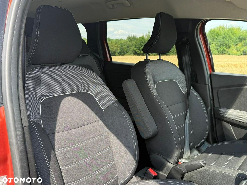 Dacia Jogger 1.0 TCe Expression 7os - 13