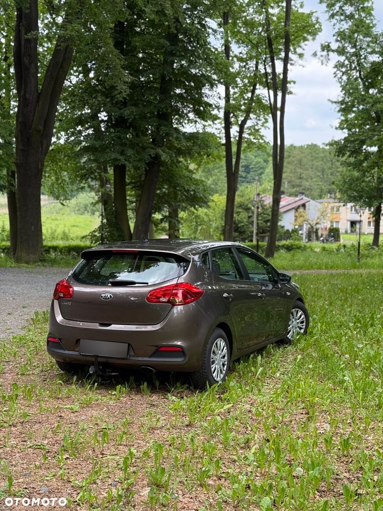 Kia Ceed - 4