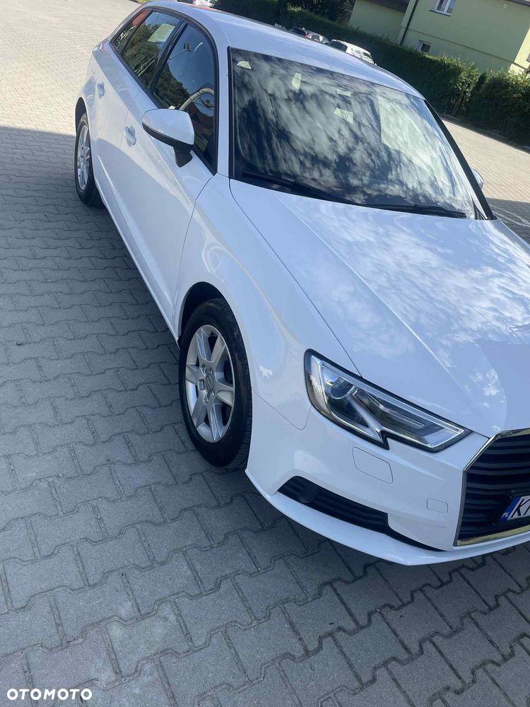 Audi A3 2.0 TDI Ambiente - 5