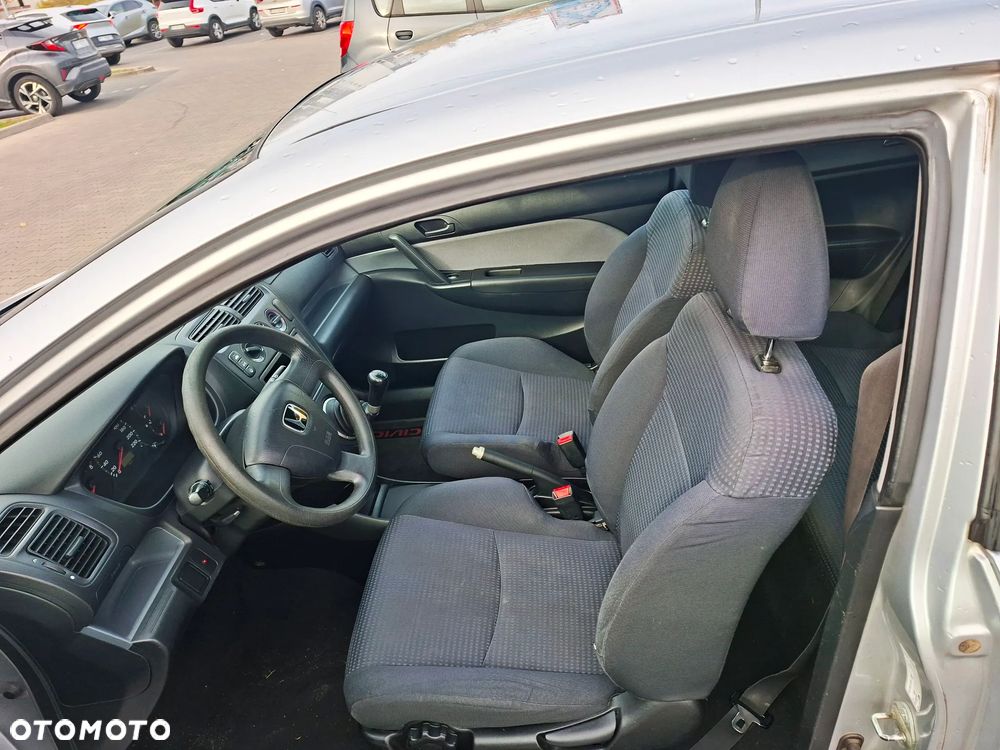 Honda Civic 1.4i S - 7